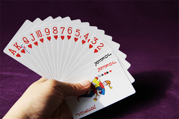 山東摜蛋撲克價(jià)格